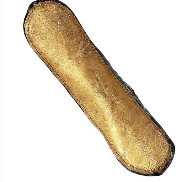 Hand Painted Leather Purse/Bag/Tote with Wooden Handles. Gold w/ Cross and Rose - Picture 8 of 10